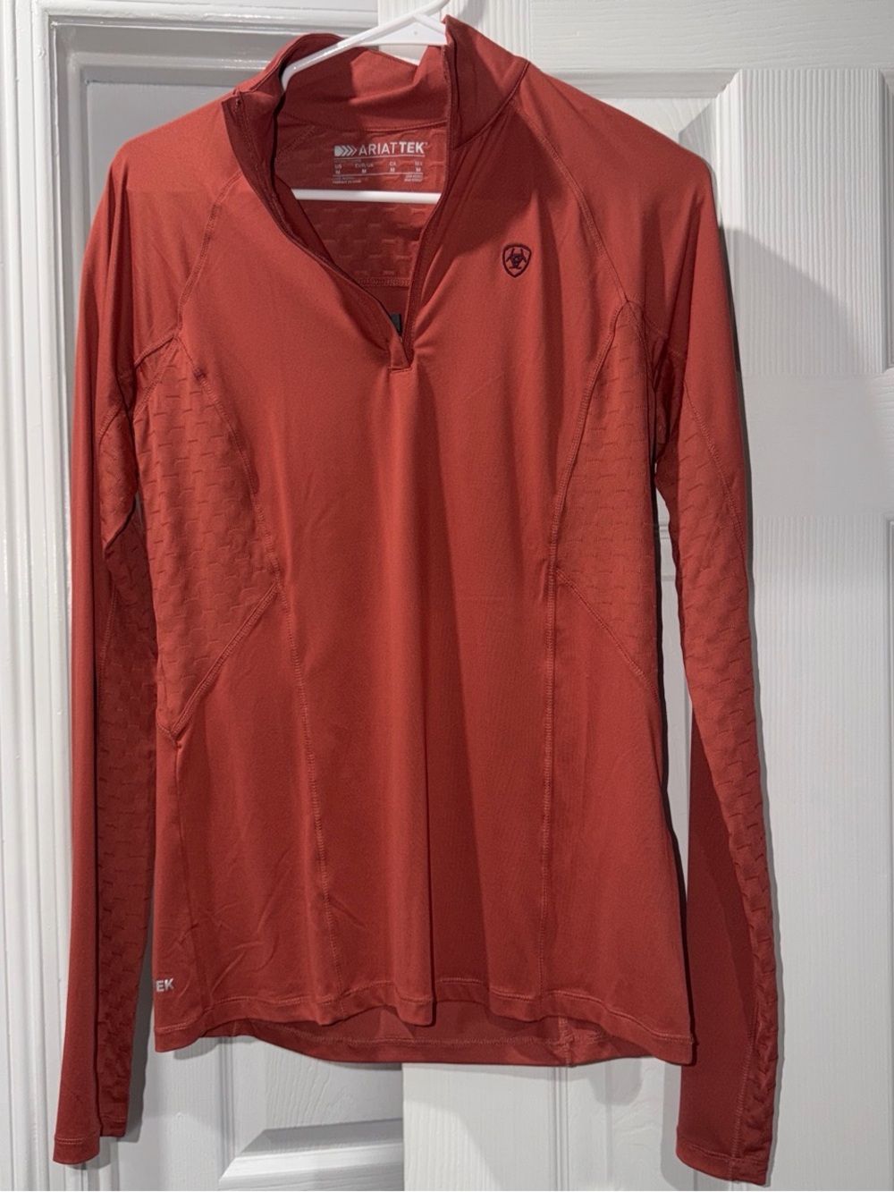 AriatTek Women's Rust Performance Quarter-Zip Top Size Medium